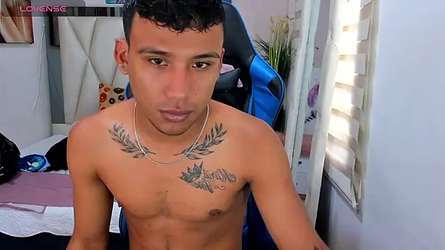 Snapshot of Backsex_boy chatting on February 2025 04:36:01 PM Backsex boy online show from February 2025 04:36:01 PM