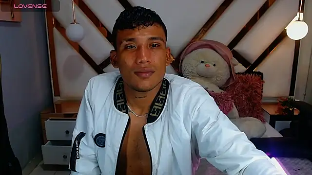Snapshot of Backsex_boy chatting on March 2025 08:51:02 AM Backsex boy online show from March 2025 08:51:02 AM
