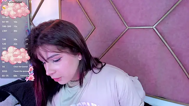 Yuri Stars online show from March 2025 04:20:01 PM