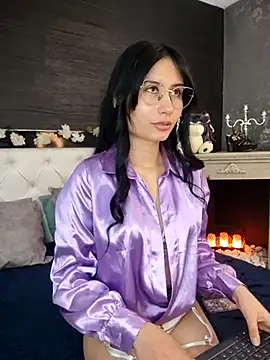 Snapshot of NayeCloud chatting on February 2025 03:34:02 AM NayeCloud online show from February 2025 03:34:02 AM