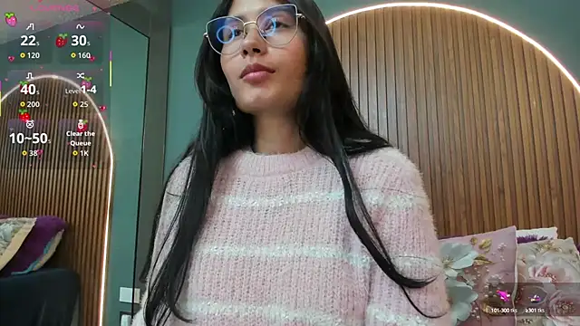 Snapshot of NayeCloud chatting on October 2025 12:52:01 AM NayeCloud online show from October 2025 12:52:01 AM