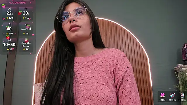 Snapshot of NayeCloud chatting on November 2025 03:39:02 AM NayeCloud online show from November 2025 03:39:02 AM