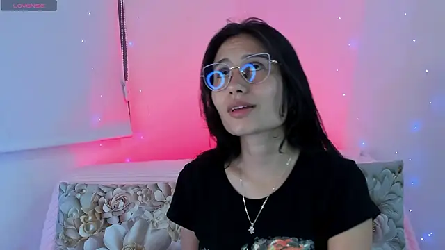 NayeCloud online show from March 2026 05:33:01 AM