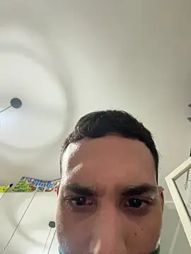 Snapshot of ciokoleit chatting on December 2025 06:48:02 PM ciokoleit online show from December 2025 06:48:02 PM