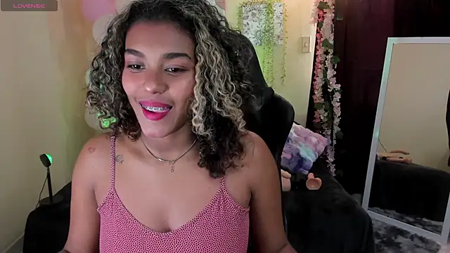 aleja montiel   online show from January 2025 12:49:02 PM