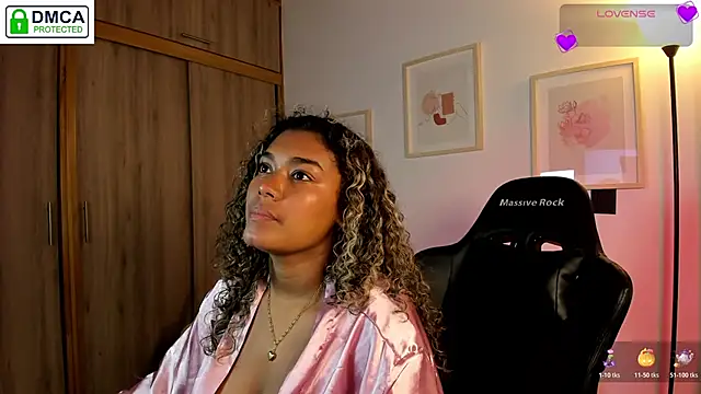 aleja montiel   online show from November 2025 12:37:01 PM