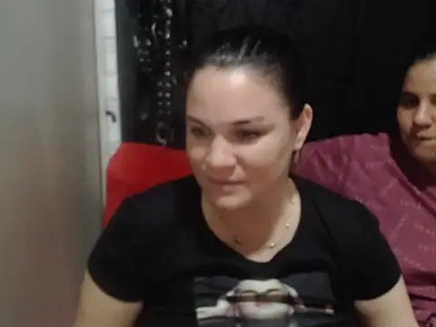 Snapshot of love_and_Lust chatting on February 2025 02:21:01 AM love and Lust online show from February 2025 02:21:01 AM