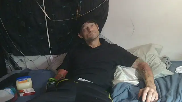 TheOneYouLove69 online show from October 2025 08:31:01 PM