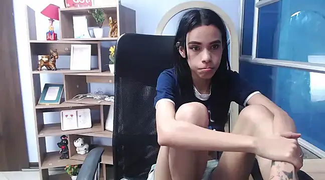 Snapshot of Jasmin_Skinny chatting on January 2025 08:06:01 AM Jasmin Skinny online show from January 2025 08:06:01 AM