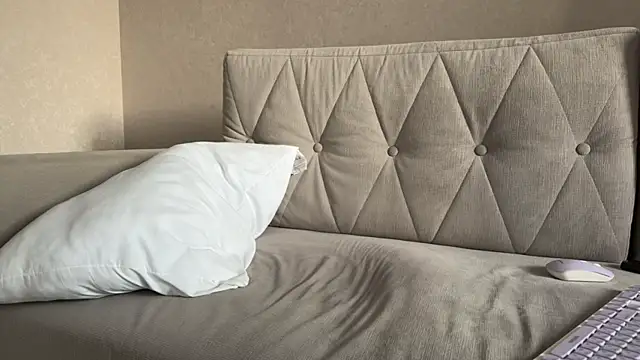 weshycouple online show from April 2026 03:02:01 AM