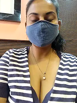 HaaniKaur online show from January 2025 08:00:02 AM