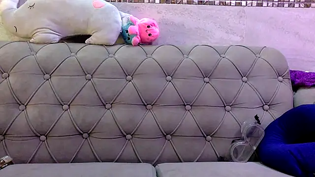 HaaniKaur online show from March 2026 06:52:02 AM