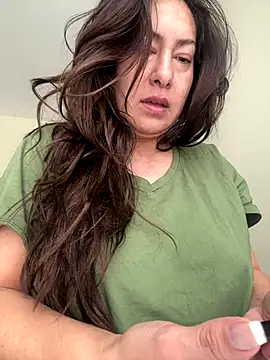 Snapshot of xLadyScarlettx chatting on December 2025 02:44:02 PM xLadyScarlettx online show from December 2025 02:44:02 PM