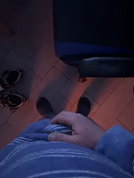 Snapshot of Lucom23 chatting on February 2025 12:08:02 AM Lucom23 online show from February 2025 12:08:02 AM