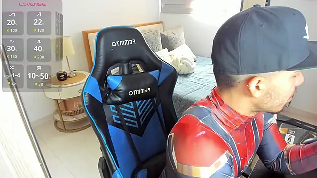 mateoleonee online show from October 2025 01:56:02 PM