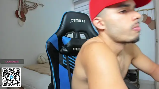 mateoleonee online show from December 2025 08:26:02 PM