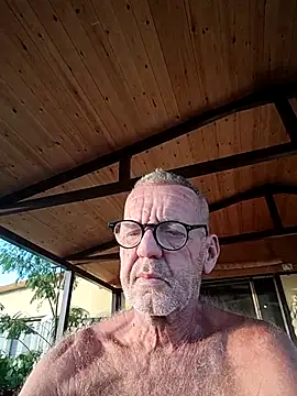 Snapshot of Freddy1962 chatting on October 2025 04:00:02 AM Freddy1962 online show from October 2025 04:00:02 AM