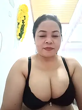 Sexy-bigtits2024 online show from December 2024 04:47:02 AM