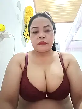 Sexy-bigtits2024 online show from December 2024 01:43:01 PM