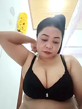 Sexy-bigtits2024 online show from December 2024 12:13:01 PM