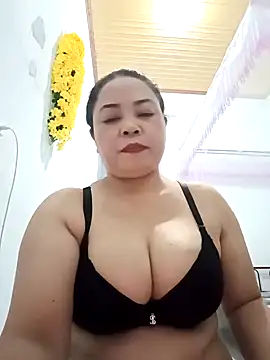 Sexy-bigtits2024 online show from December 2024 02:36:02 PM