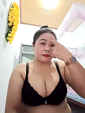 Sexy-bigtits2024 online show from January 2025 12:37:02 PM