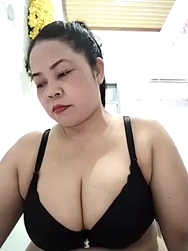 Sexy-bigtits2024 online show from February 2025 06:43:02 AM