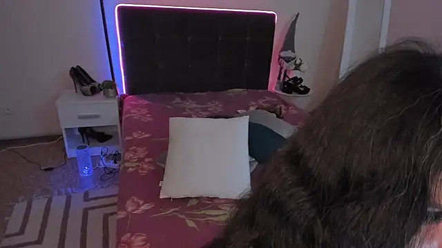 Snapshot of CassieEvans chatting on January 2025 06:46:02 AM CassieEvans online show from January 2025 06:46:02 AM