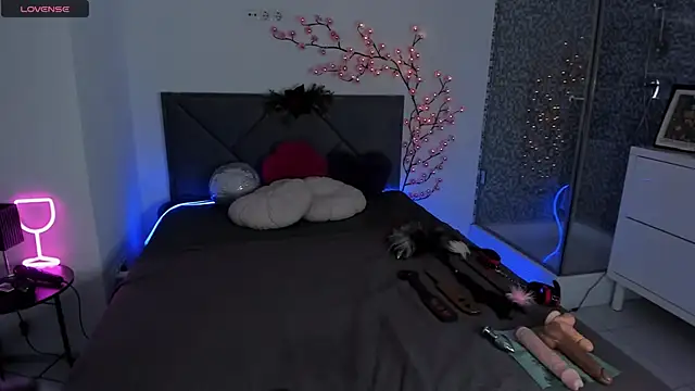 CassieEvans online show from January 2026 06:27:01 AM