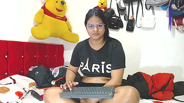 SweetAlmaa online show from January 2025 09:46:01 AM