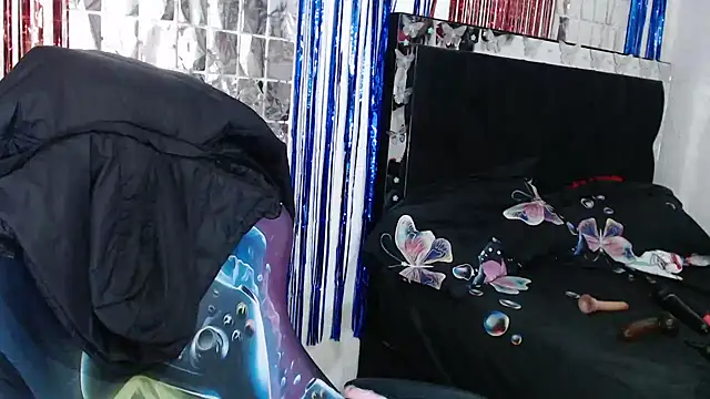 SweetAlmaa online show from September 2025 09:40:02 PM