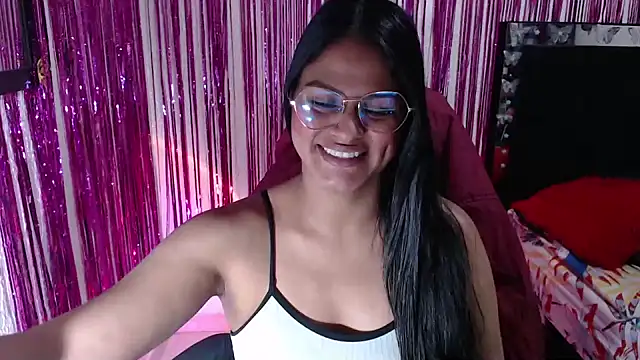 SweetAlmaa online show from May 2026 02:11:01 PM