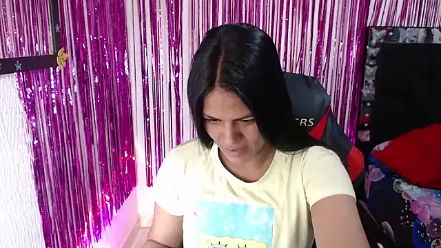 SweetAlmaa online show from June 2026 01:15:02 PM