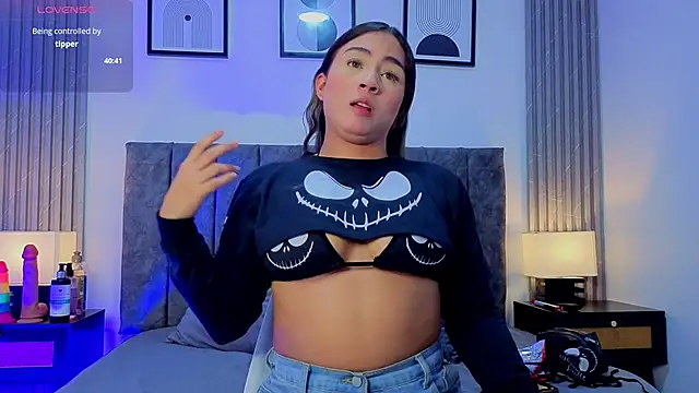 Ema Stone65 online show from September 2025 10:12:02 PM