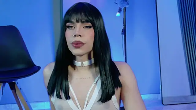 LucyGiraldo online show from September 2025 01:21:02 AM