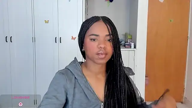 Snapshot of Marce_22 chatting on September 2025 04:10:02 PM Marce 22 online show from September 2025 04:10:02 PM