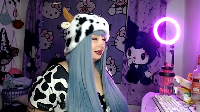 lussyevans24 online show from June 2026 05:32:02 AM