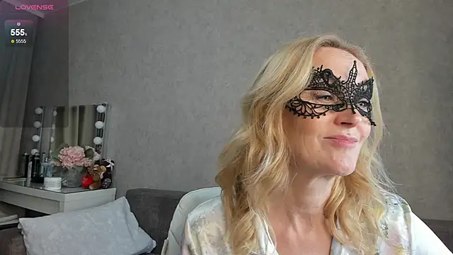 angelica marquise online show from November 2025 05:23:02 PM