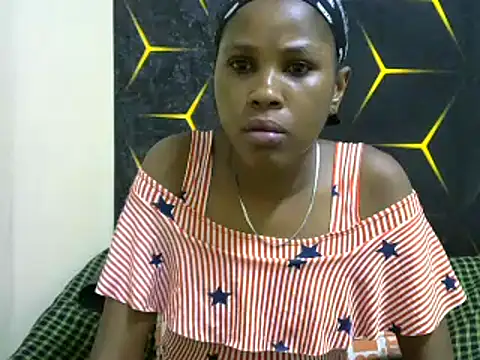 Snapshot of miss_lyne001 chatting on February 2025 11:42:01 PM miss lyne001 online show from February 2025 11:42:01 PM