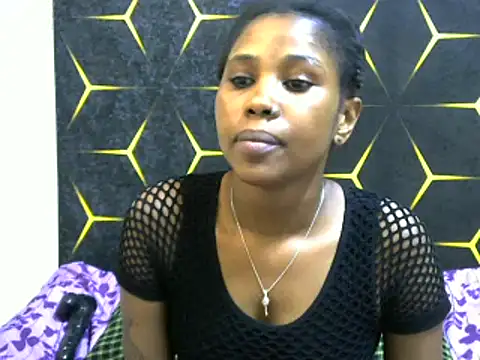 Snapshot of miss_lyne001 chatting on February 2025 06:10:02 AM miss lyne001 online show from February 2025 06:10:02 AM