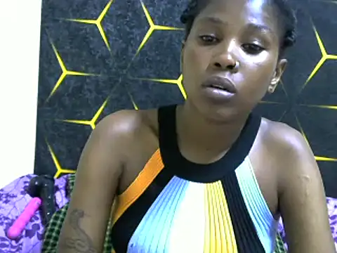 Snapshot of miss_lyne001 chatting on March 2025 07:17:01 PM miss lyne001 online show from March 2025 07:17:01 PM
