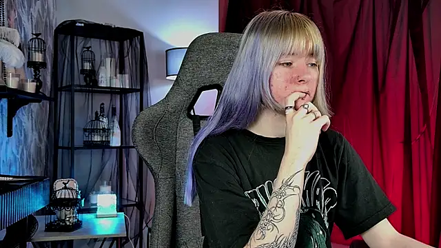 LexiWenford online show from May 2026 02:50:01 AM