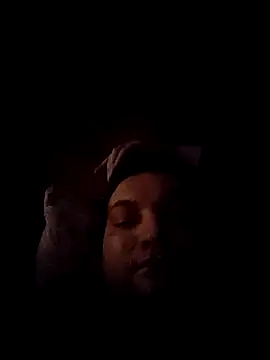 Cedry2k007 online show from March 2026 09:25:01 PM