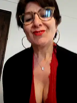 Viola8p online show from May 2026 02:57:01 PM