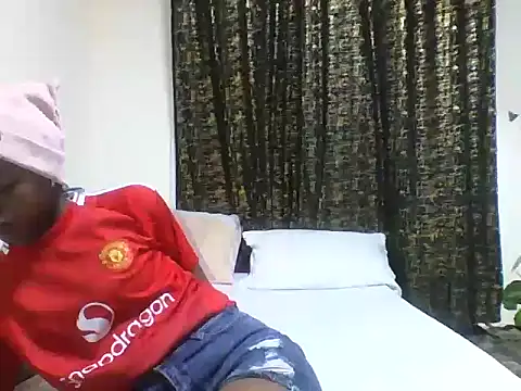 Petite doll20 online show from January 2026 01:16:02 PM