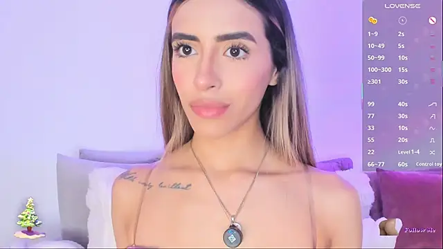 Snapshot of StormiRusso chatting on December 2025 12:27:01 AM StormiRusso online show from December 2025 12:27:01 AM