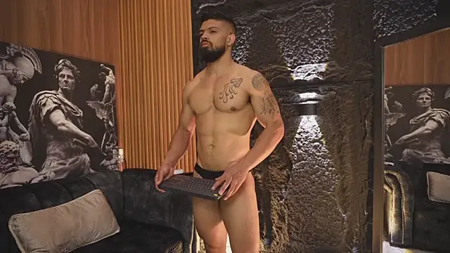 DannSaenz online show from October 2025 02:41:01 PM