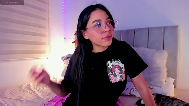 Snapshot of DanielaSaenz0 chatting on December 2024 03:19:01 AM DanielaSaenz0 online show from December 2024 03:19:01 AM