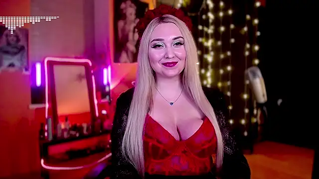 Snapshot of AllisonBlack_ chatting on December 2024 01:07:02 AM AllisonBlack online show from December 2024 01:07:02 AM