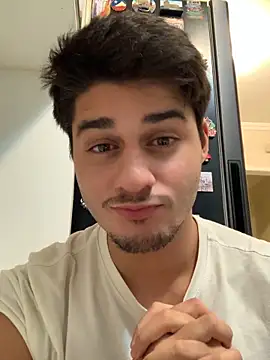 Snapshot of Eggsyapel chatting on October 2025 01:17:02 AM Eggsyapel online show from October 2025 01:17:02 AM